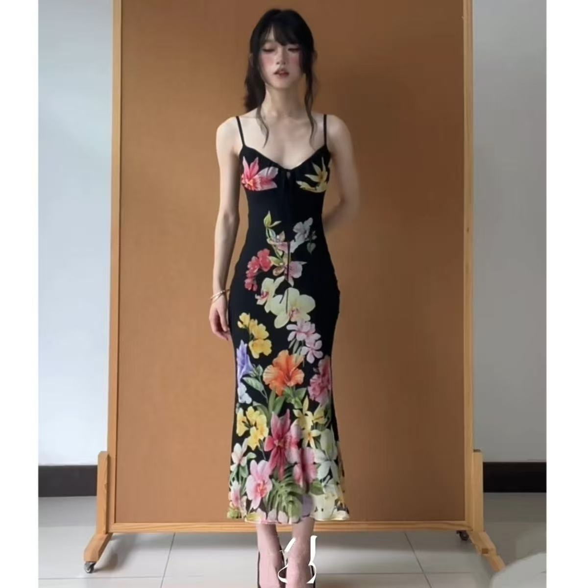 Tropic Strap Vintage - 레트로 트로피컬 플라워 홀터넥 드레스 여성