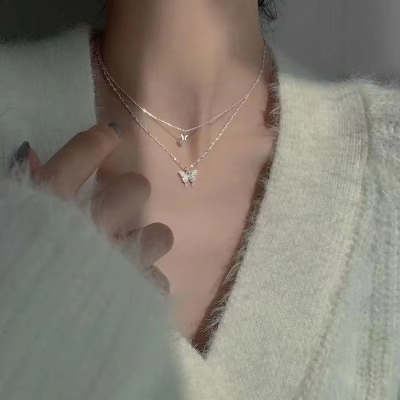 Butterfly Clasp Deployant - 새로운 반짝이는 나비 목걸이 여성용 고급스러운